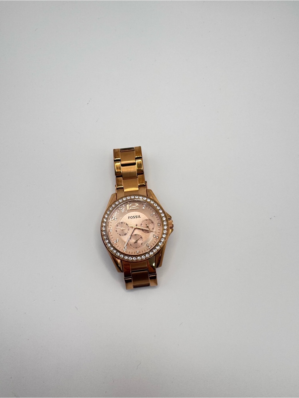 Fossil Riley Rose Gold watch battery needs replaced trendy vintage style
